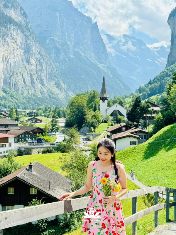 Làng Lauterbrunnen thơ mộng 