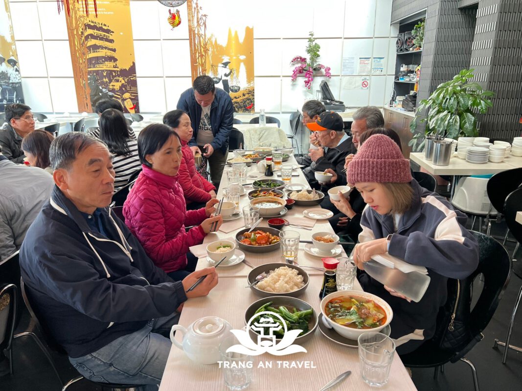 CÔNG TY TNHH DU LỊCH QUỐC TẾ TRÀNG AN 024.66.700.700