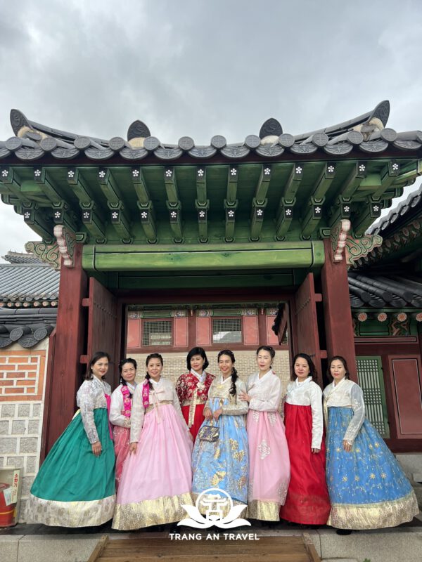 CÔNG TY TNHH DU LỊCH QUỐC TẾ TRÀNG AN 024.66.700.700