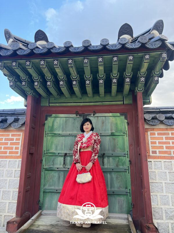 CÔNG TY TNHH DU LỊCH QUỐC TẾ TRÀNG AN 024.66.700.700