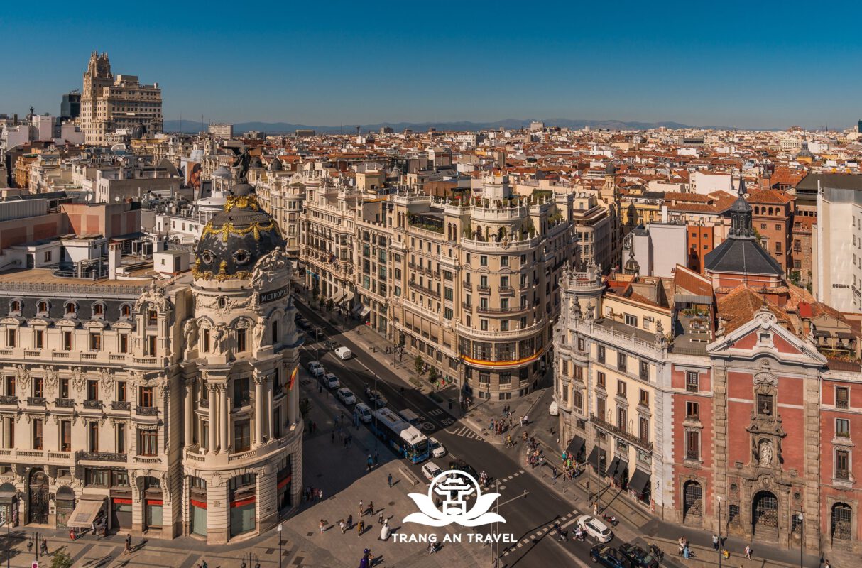 CÔNG TY TNHH DU LỊCH QUỐC TẾ TRÀNG AN 024.66.700.700